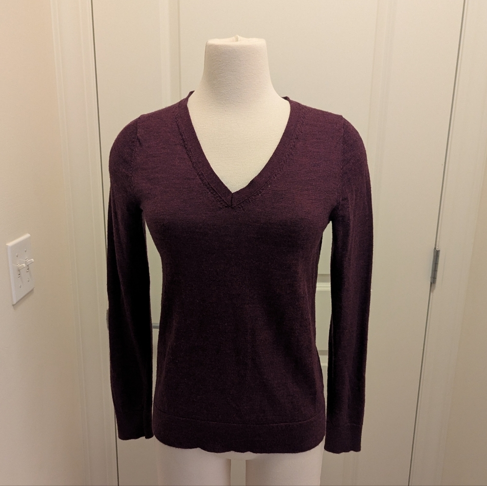 Banana Republic Maroon 100% Merino Wool Sweater Size S